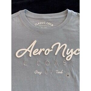 Blue Aeropostale Womens Aero NYC Tee Size Medium Lightweight Shirt East Coast